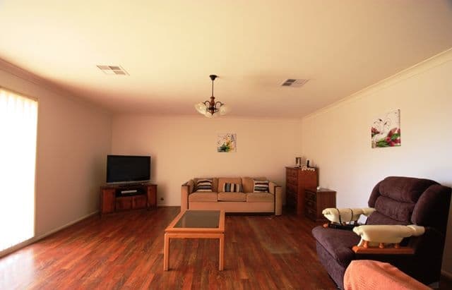 3 Bridle Avenue, CURRANS HILL NSW 2567, Currans Hill - Thumbnail 7