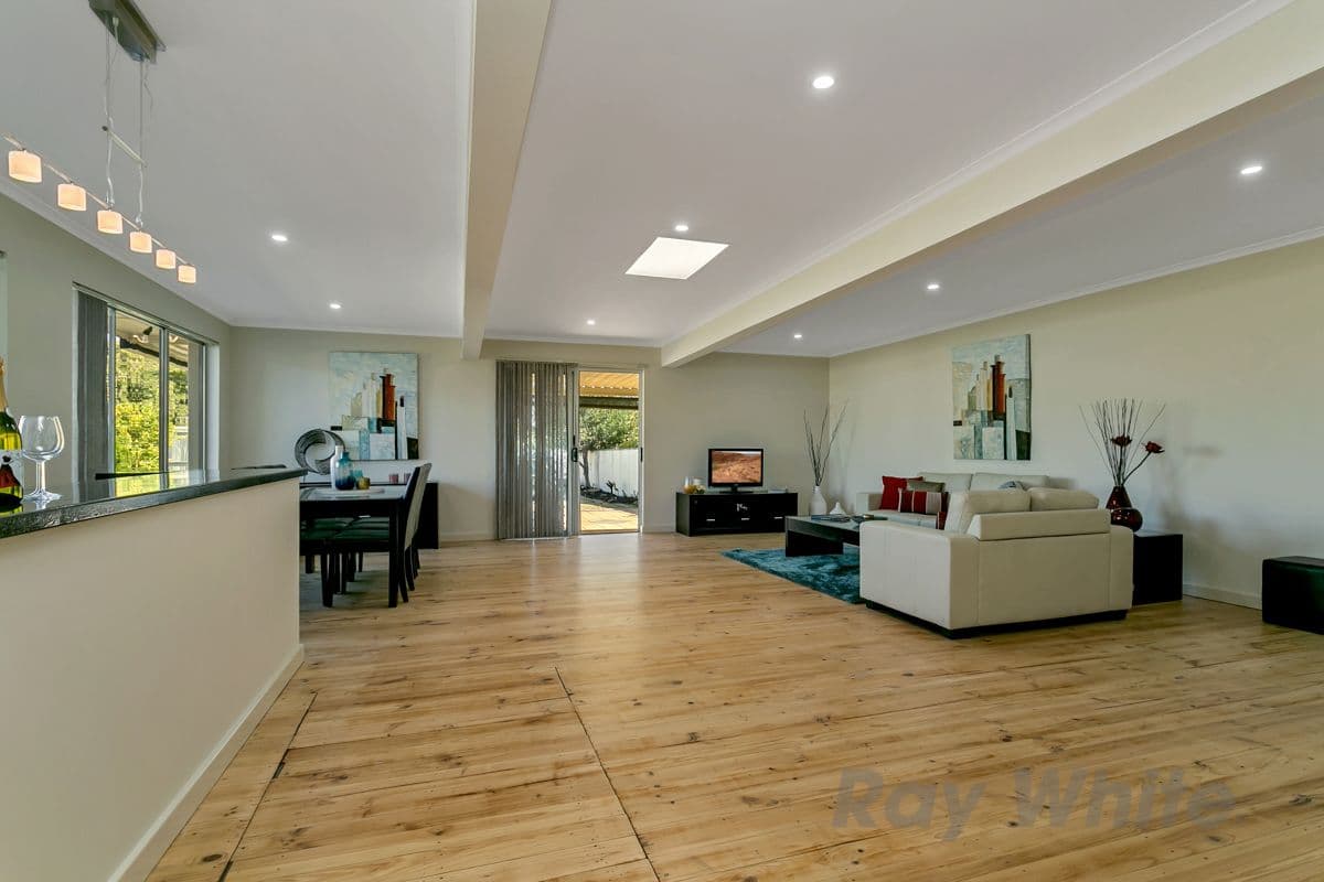 15 Long Drive, Sunbury, Sunbury - Thumbnail 5