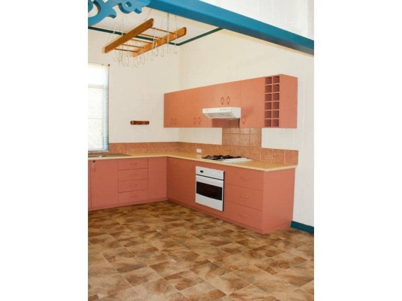 196 Perth Street, South Toowoomba - Thumbnail 4