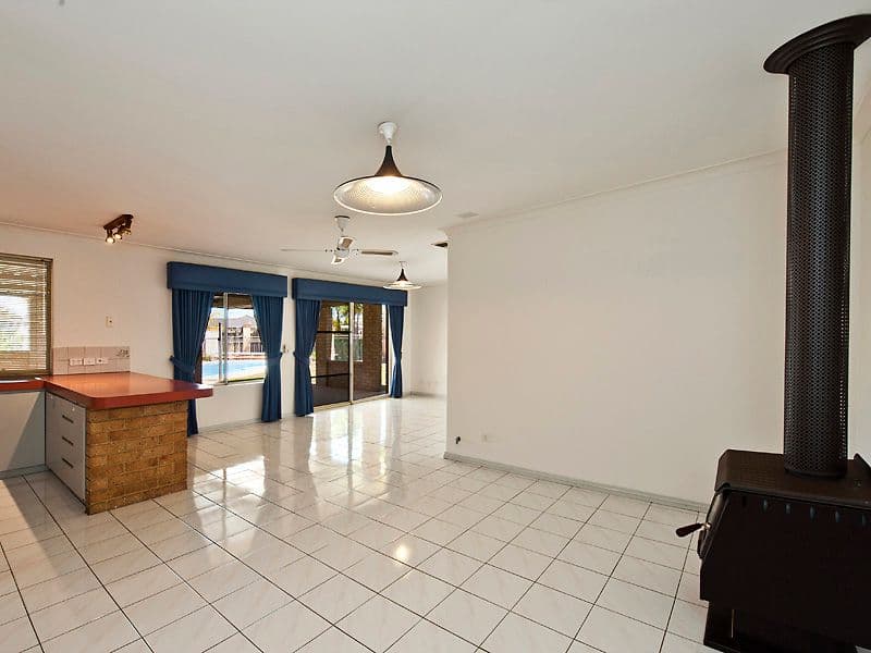 15 Elysee Court, Port Kennedy WA 6172, Port Kennedy - Thumbnail 2