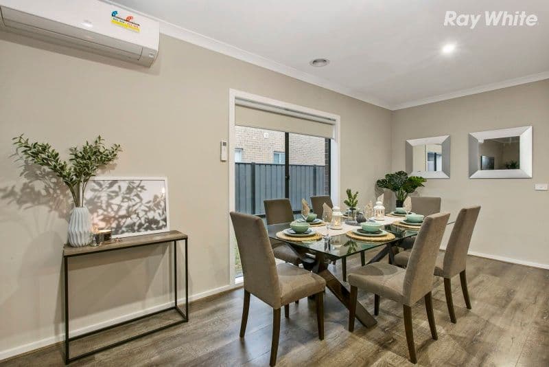 31 Arbourlea Boulevard, Cranbourne North VIC 3977, Cranbourne North - Thumbnail 8