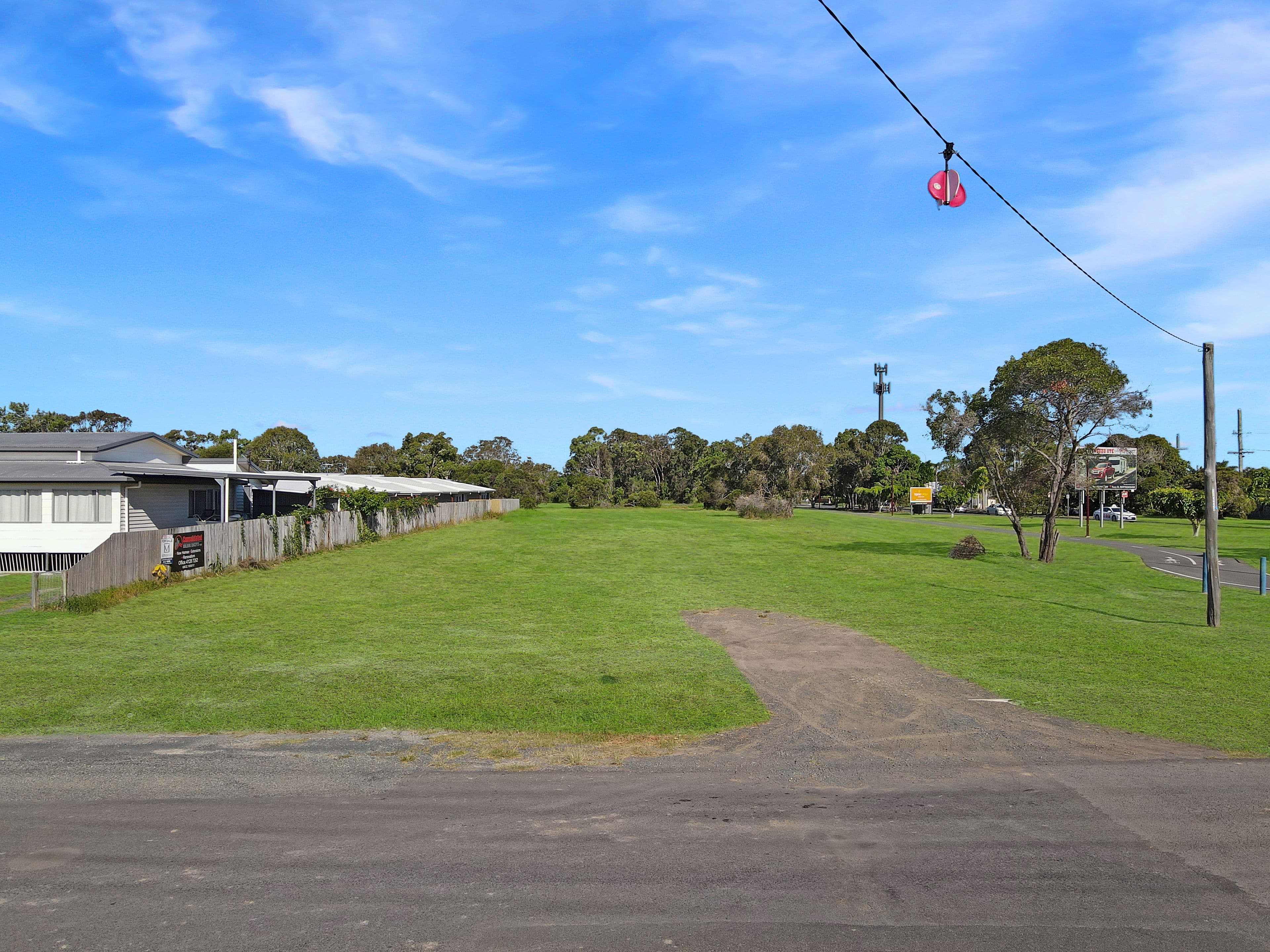 14 Honiton Street, Torquay QLD 4655, Torquay - Thumbnail 5