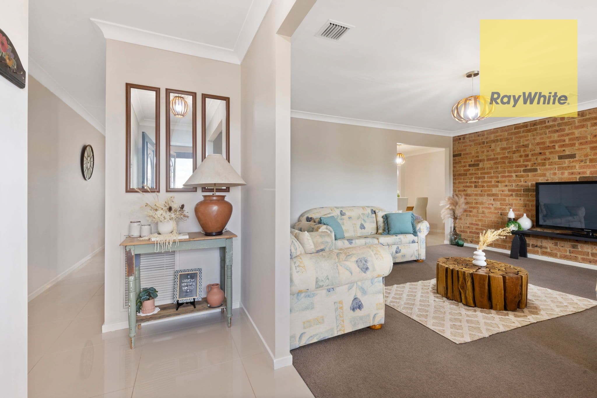 19 Dixon Street, Goulburn NSW 2580, Goulburn - Thumbnail 2