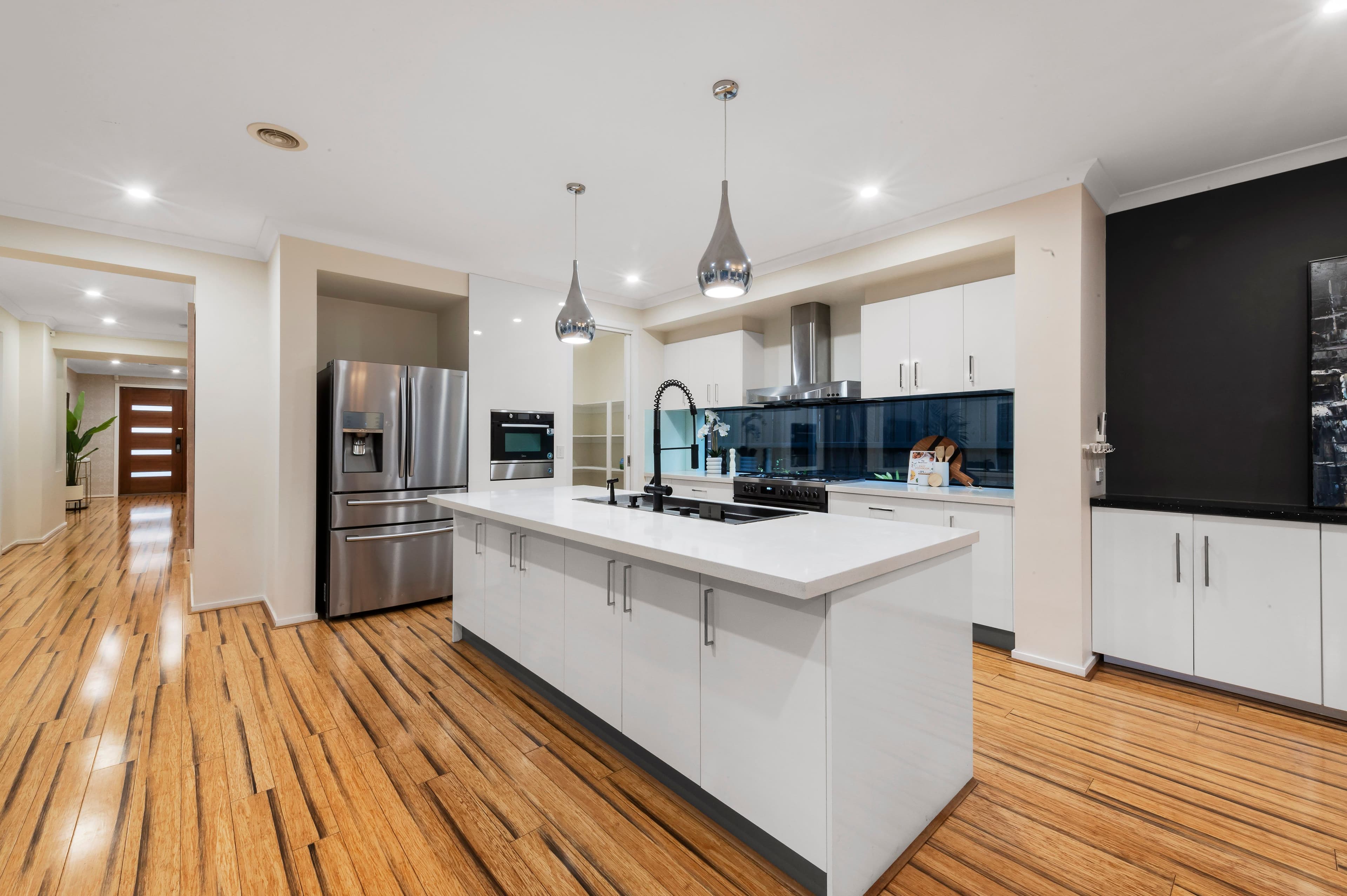 6 Appledale Way, Wantirna South VIC 3152, Wantirna South - Thumbnail 5