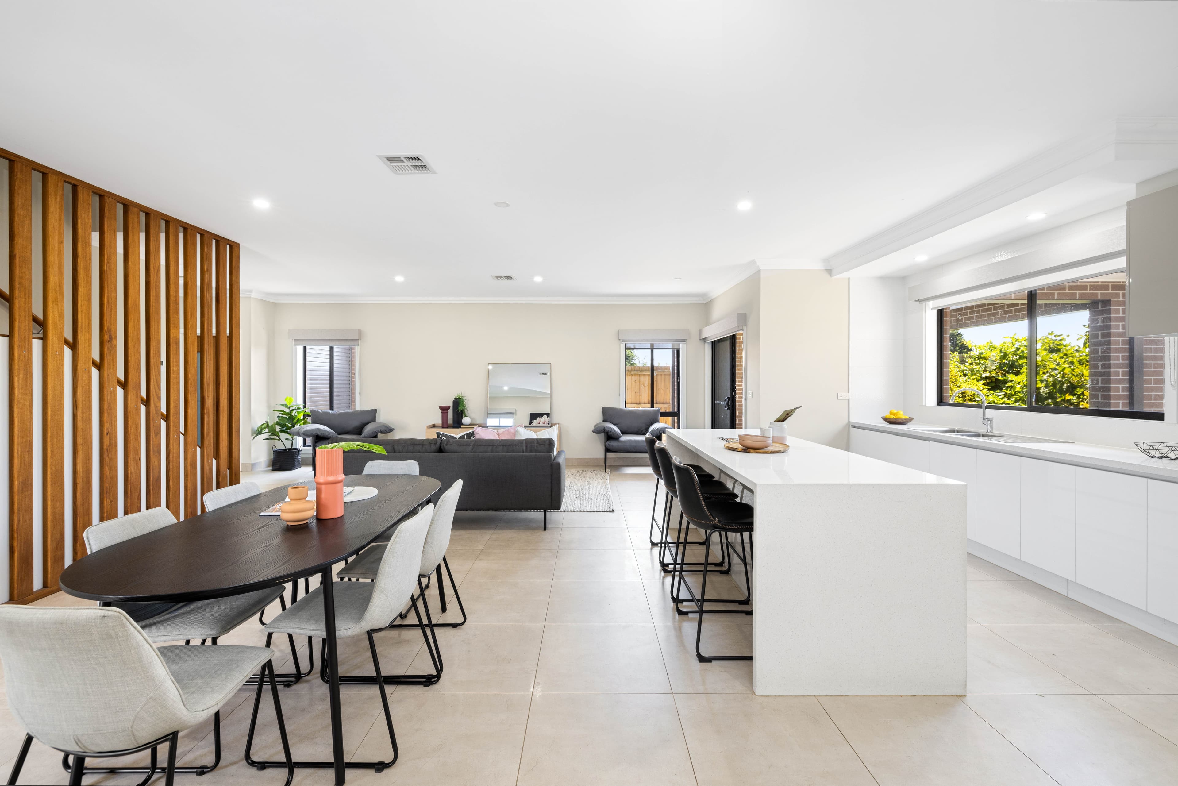 5 Acacia Close, Meadow Heights VIC 3048, Meadow Heights - Thumbnail 2