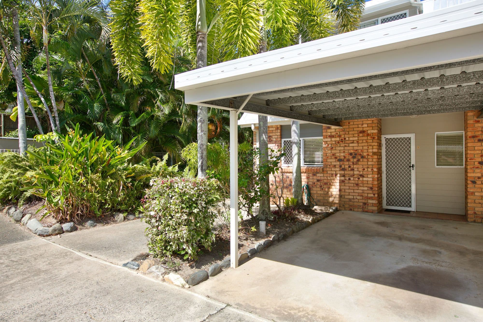 77-79 Moore Street, Trinity Beach QLD 4879, Trinity Beach - Thumbnail 2