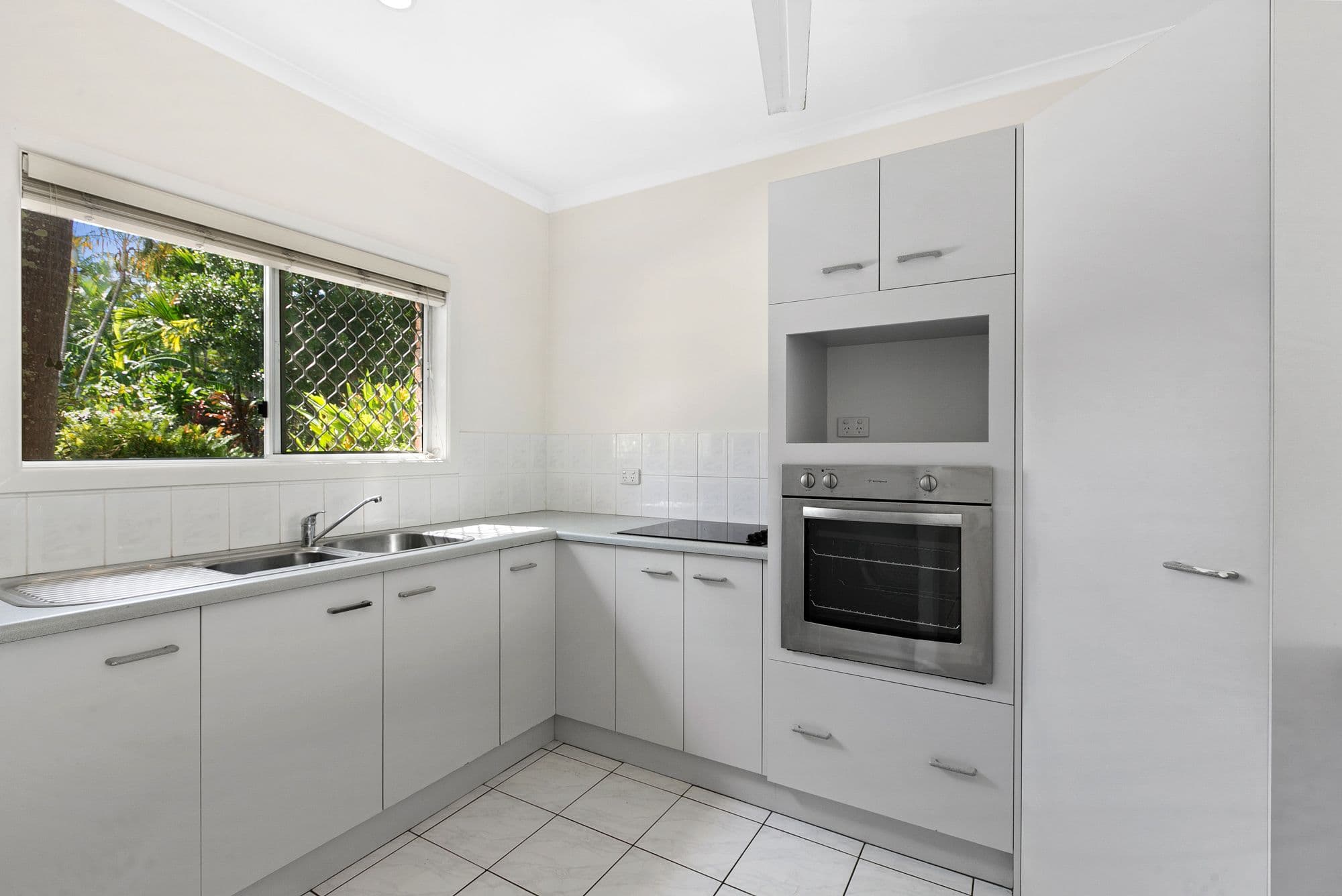 77-79 Moore Street, Trinity Beach QLD 4879, Trinity Beach - Thumbnail 5