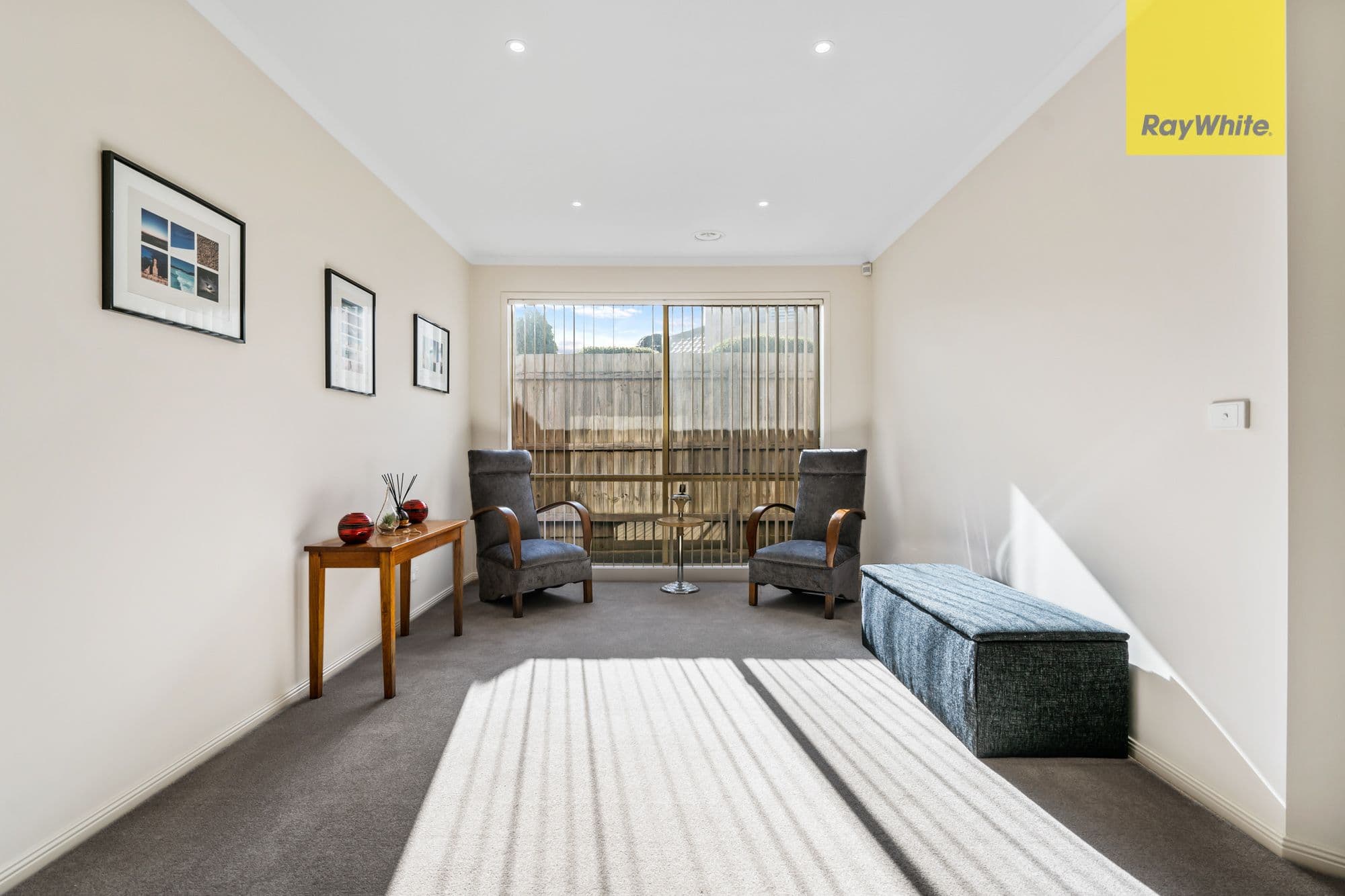 35 Perceval Crescent, Taylors Lakes VIC 3038, Taylors Lakes - Thumbnail 2