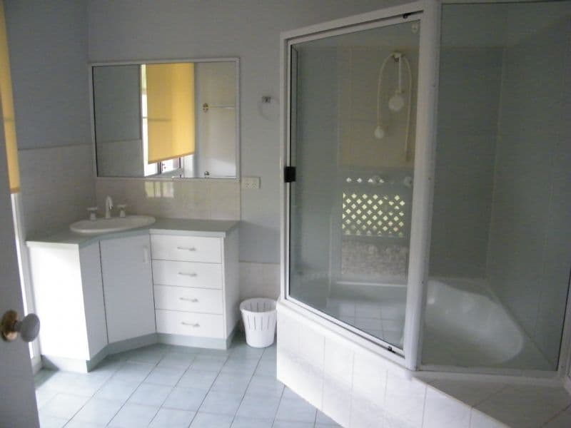 4  Beasley Street, CHINCHILLA QLD 4413, Chinchilla - Thumbnail 3
