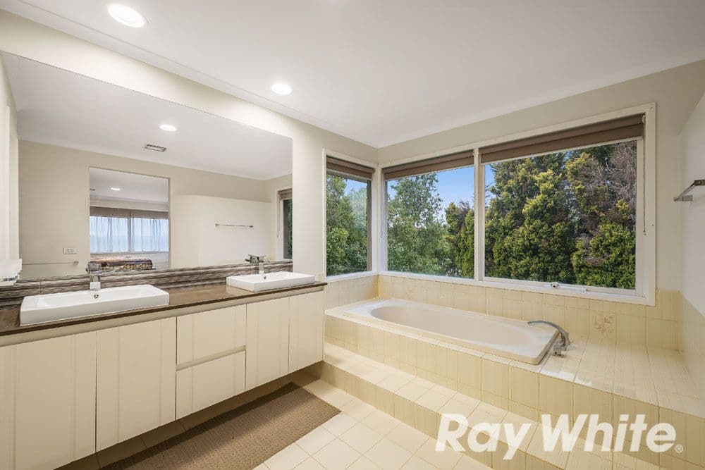 25 Quixley Grove, WANTIRNA VIC 3152, Wantirna - Thumbnail 6