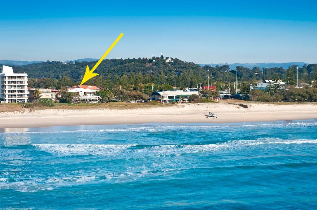 1072 Gold Coast Highway, PALM BEACH QLD 4221, Palm Beach - Thumbnail 2