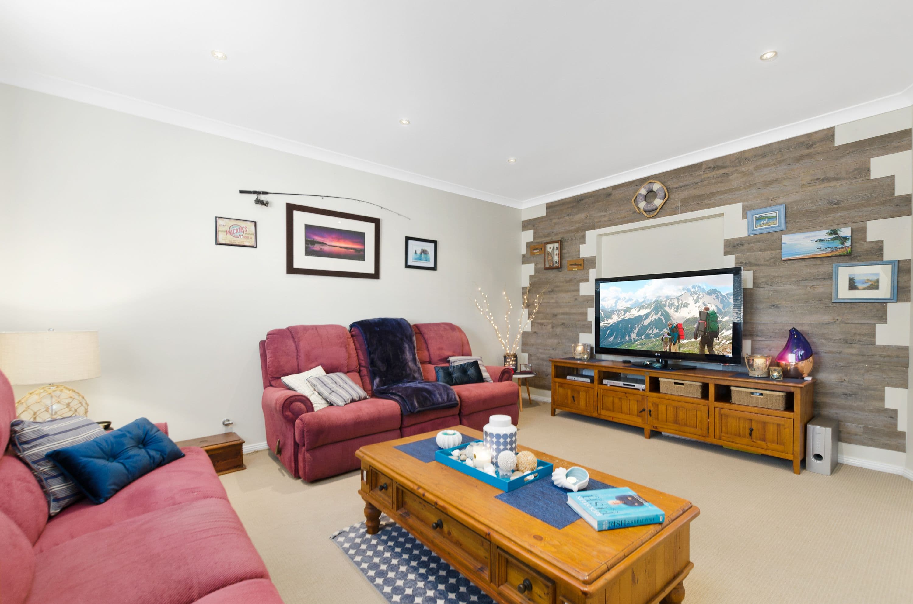 15 Barham Place, Horsley - Thumbnail 2