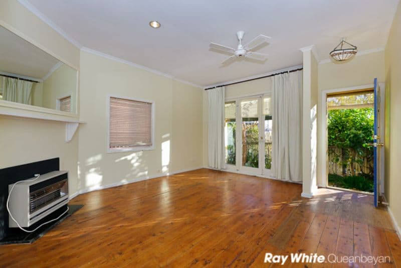 24 Crawford Street, QUEANBEYAN NSW 2620, Queanbeyan - Thumbnail 2