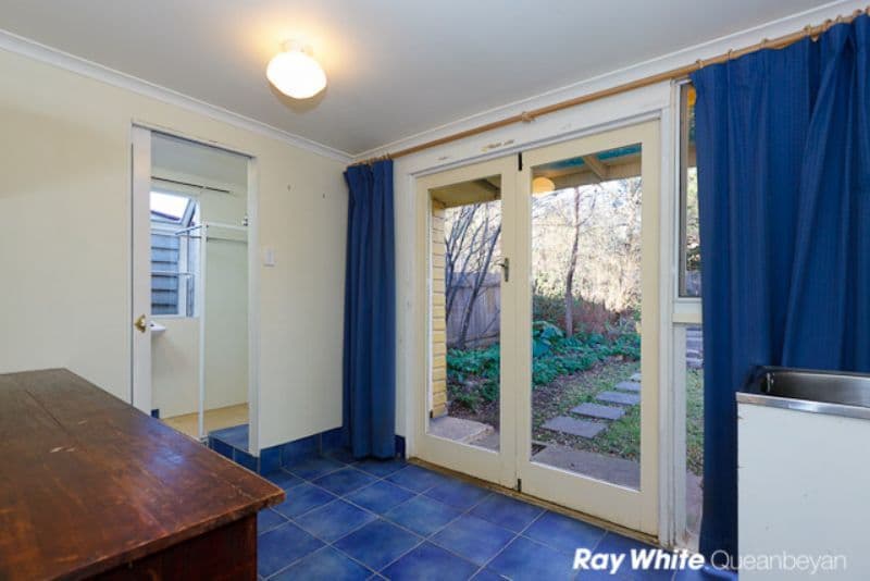 24 Crawford Street, QUEANBEYAN NSW 2620, Queanbeyan - Thumbnail 8