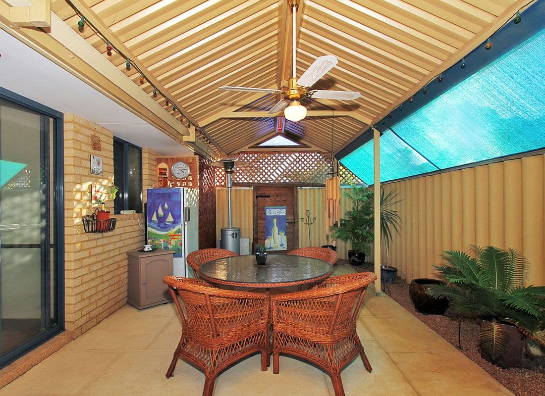 27 Lombardy Crescent, CAVERSHAM WA 6055, Caversham - Thumbnail 3