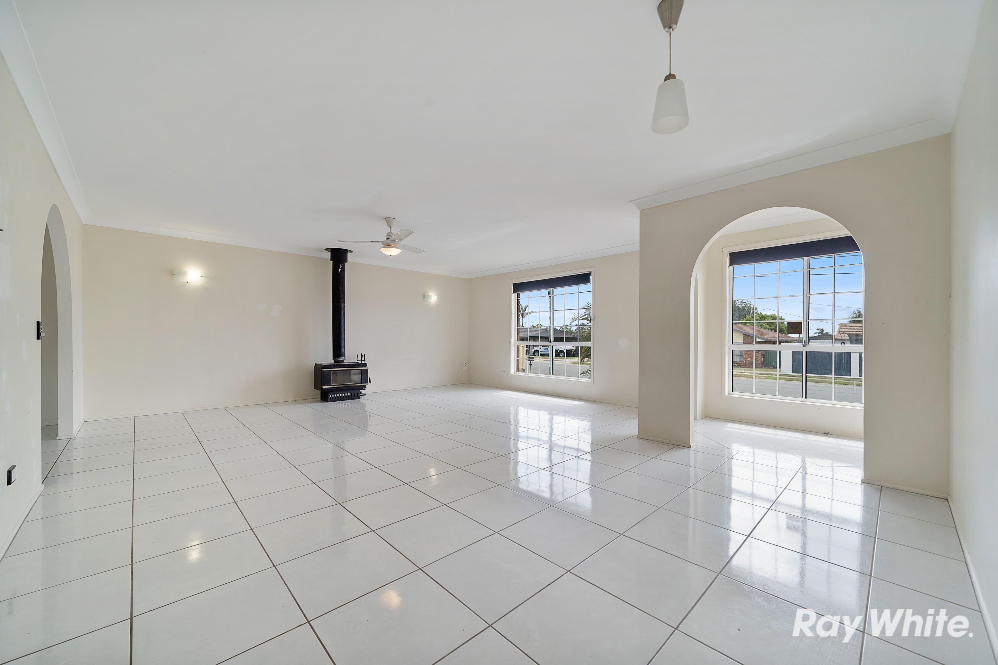 8 Newburn Street, Hillcrest QLD 4118, Hillcrest - Thumbnail 4
