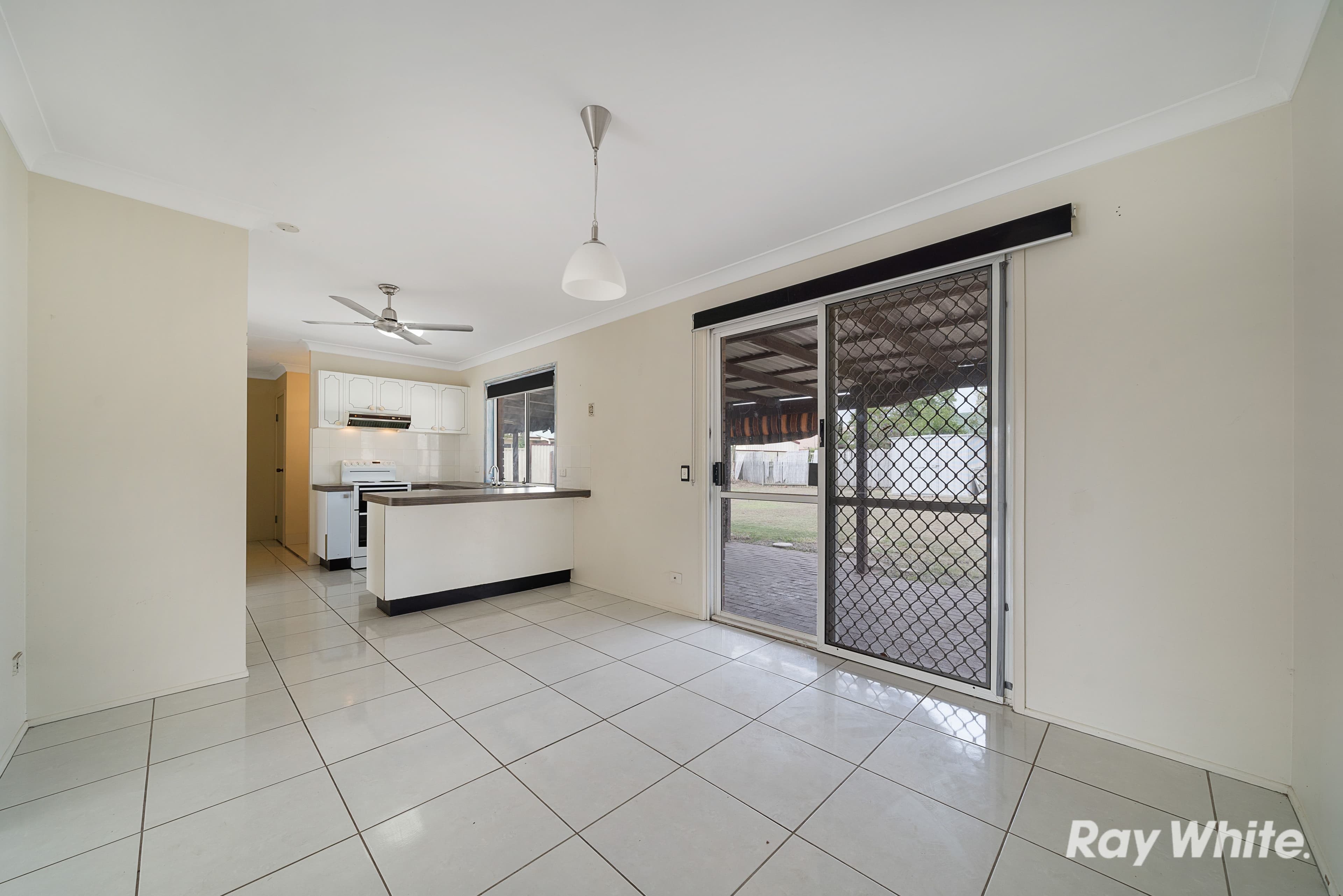 8 Newburn Street, Hillcrest QLD 4118, Hillcrest - Thumbnail 7