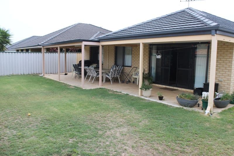 70 Pamplona Boulevard, PORT KENNEDY WA 6172, Port Kennedy - Thumbnail 2
