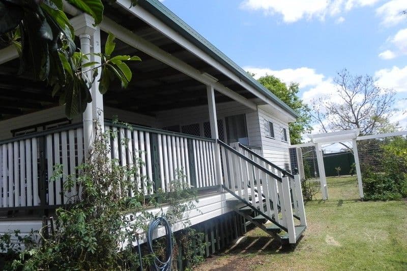 9 Steele, PITTSWORTH QLD 4356, Pittsworth - Thumbnail 2