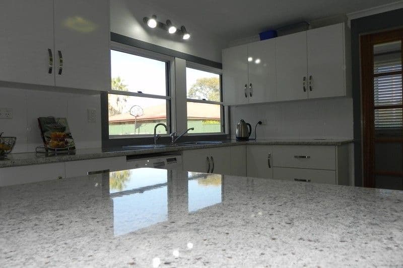 9 Steele, PITTSWORTH QLD 4356, Pittsworth - Thumbnail 4