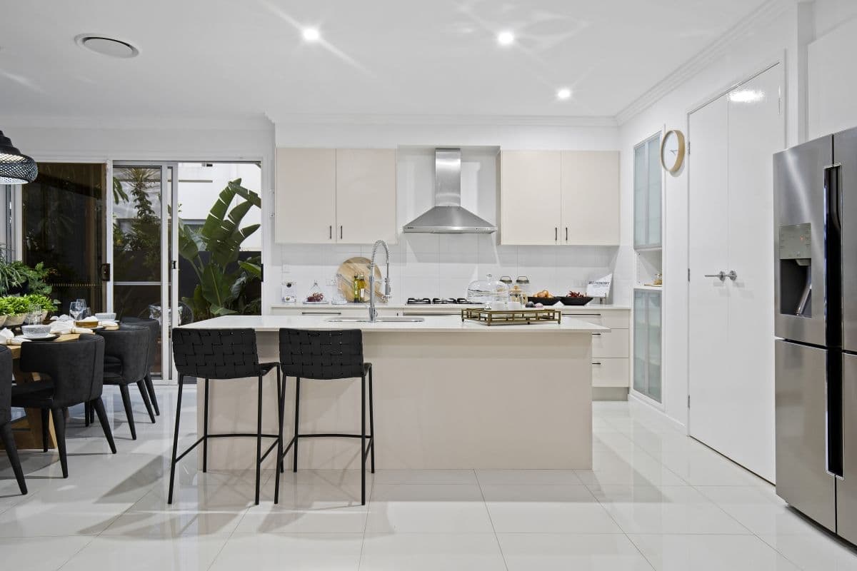 13 South Quay Drive, Biggera Waters QLD 4216, Biggera Waters - Thumbnail 8