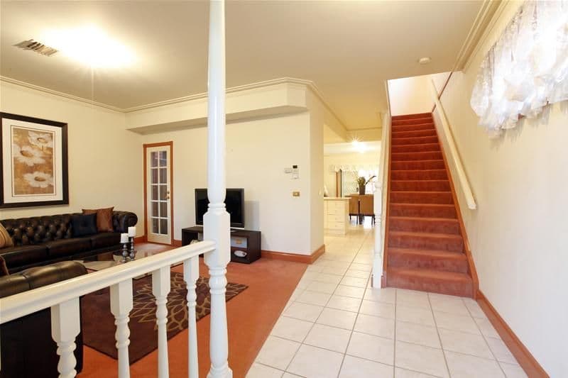 40 McLeans Road, BUNDOORA VIC 3083, Bundoora - Thumbnail 4