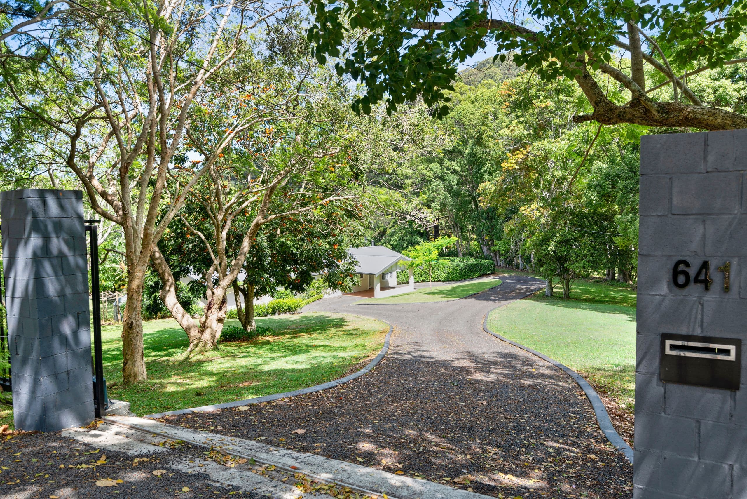 641 Tallebudgera Creek Road, Tallebudgera Valley QLD 4228, Tallebudgera Valley - Thumbnail 8