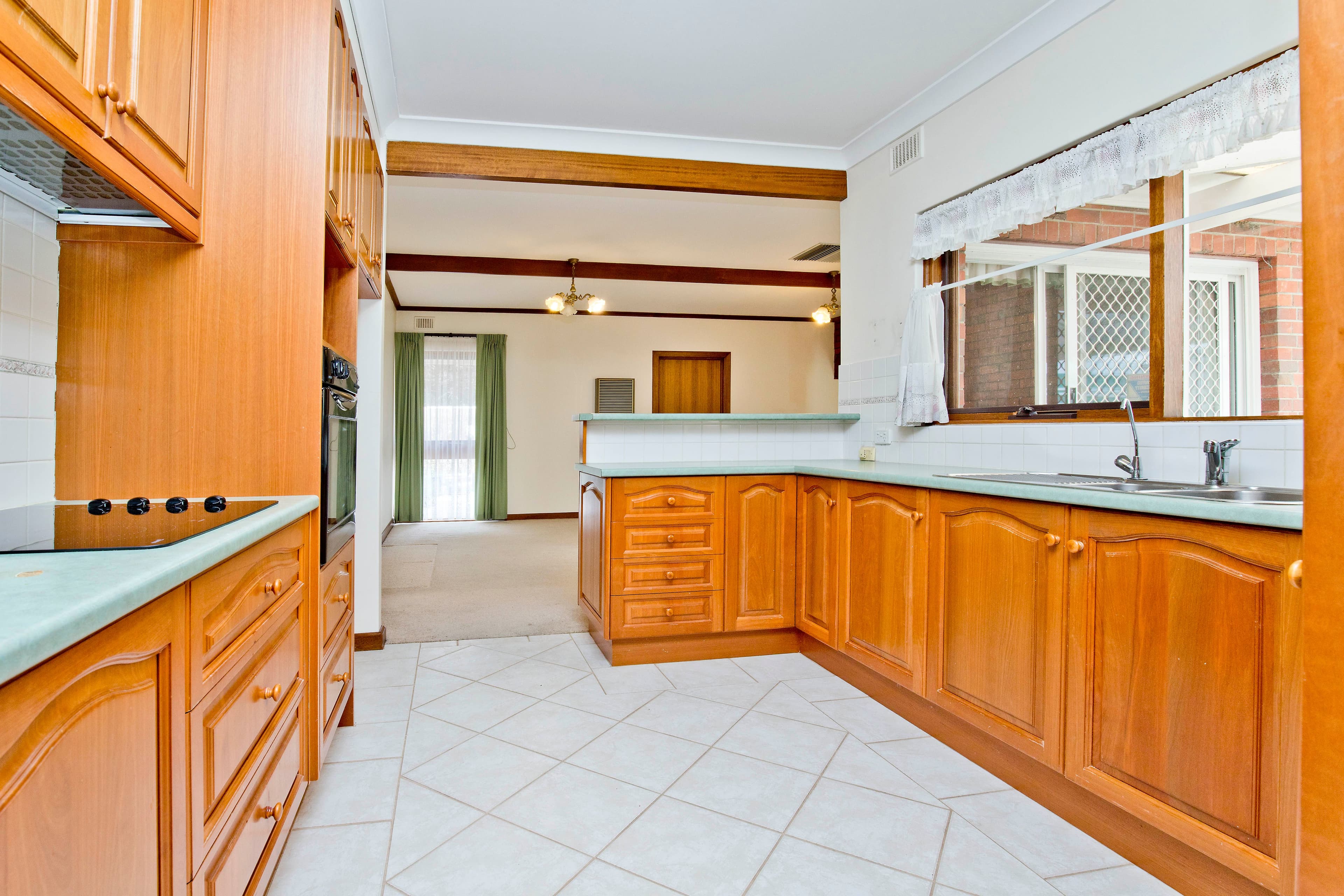 9 Laver Crescent, West Lakes Shore SA 5020, West Lakes Shore - Thumbnail 2