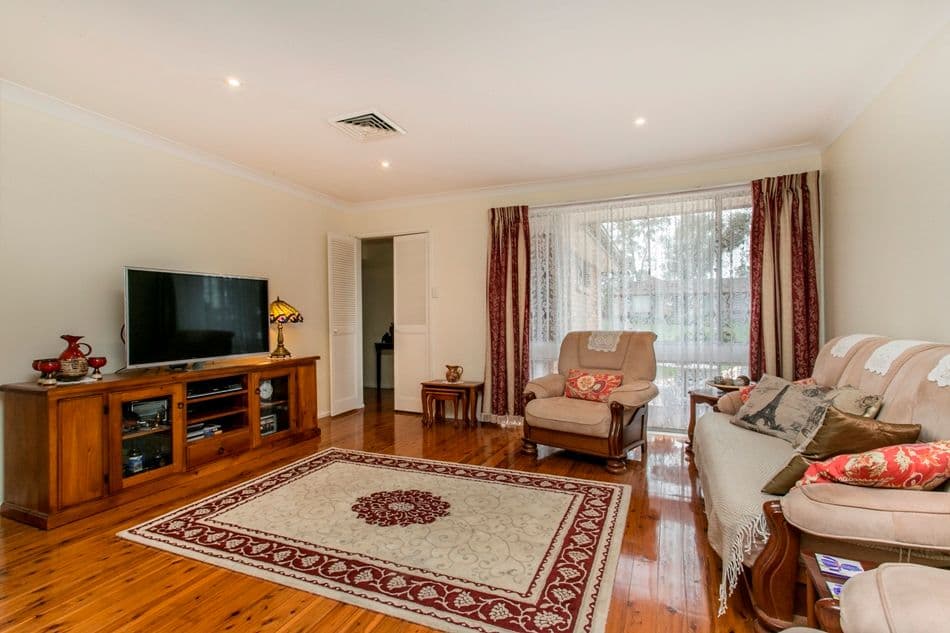 35 Hume Crescent, WERRINGTON COUNTY NSW 2747, Werrington County - Thumbnail 4