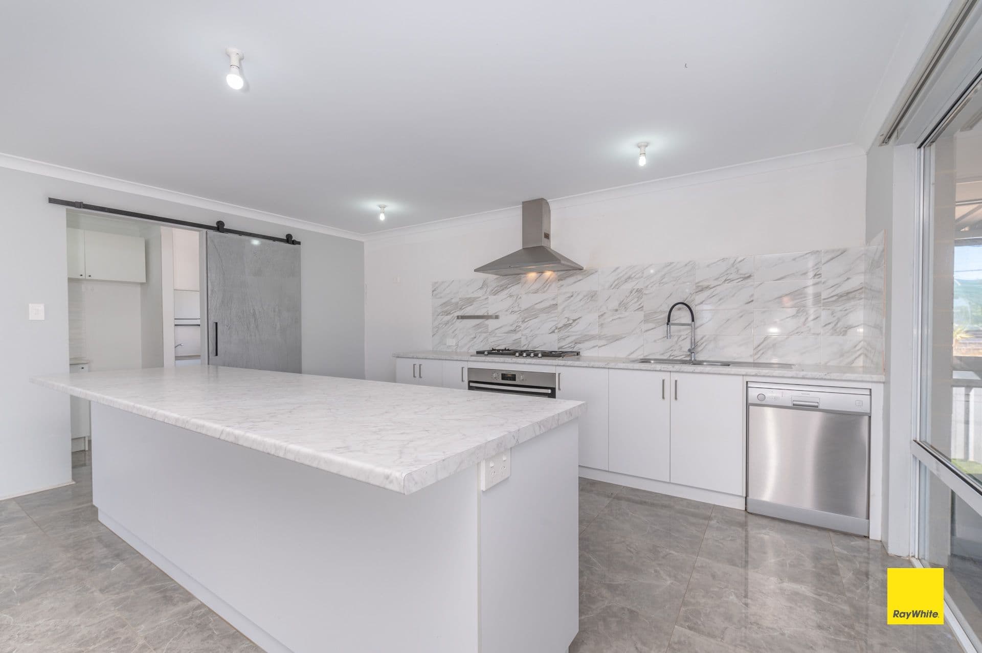 357 HAKEA Court, Nilgen WA 6044, Nilgen - Thumbnail 4