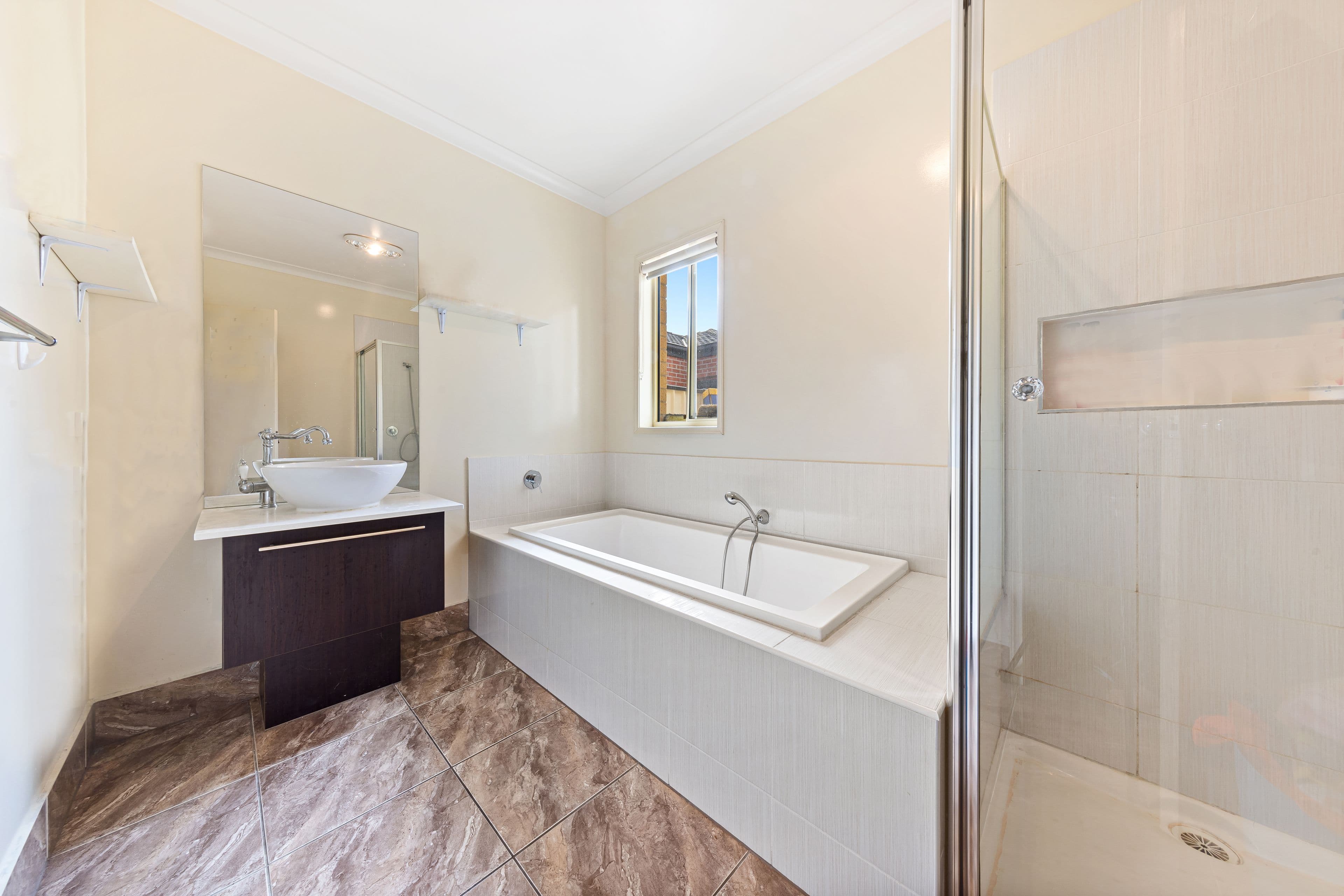 29 Levenia Street, St Albans VIC 3021, St Albans - Thumbnail 8