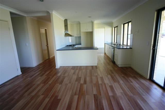 38 Glen Eagles Drive, Dalby QLD 4405, Dalby - Thumbnail 3