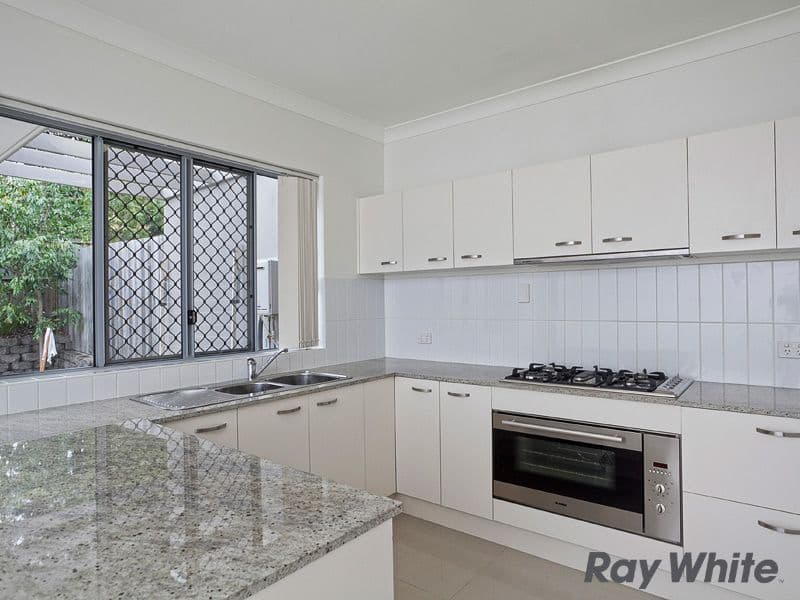 40 Julia Street, WAVELL HEIGHTS QLD 4012, Wavell Heights - Thumbnail 2
