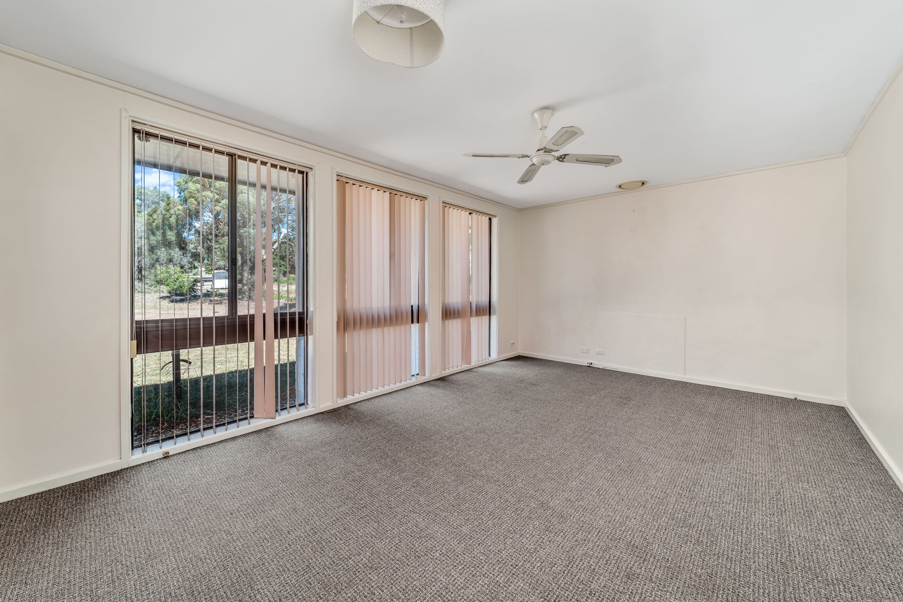 7 Healy Place, Spence ACT 2615, Spence - Thumbnail 2