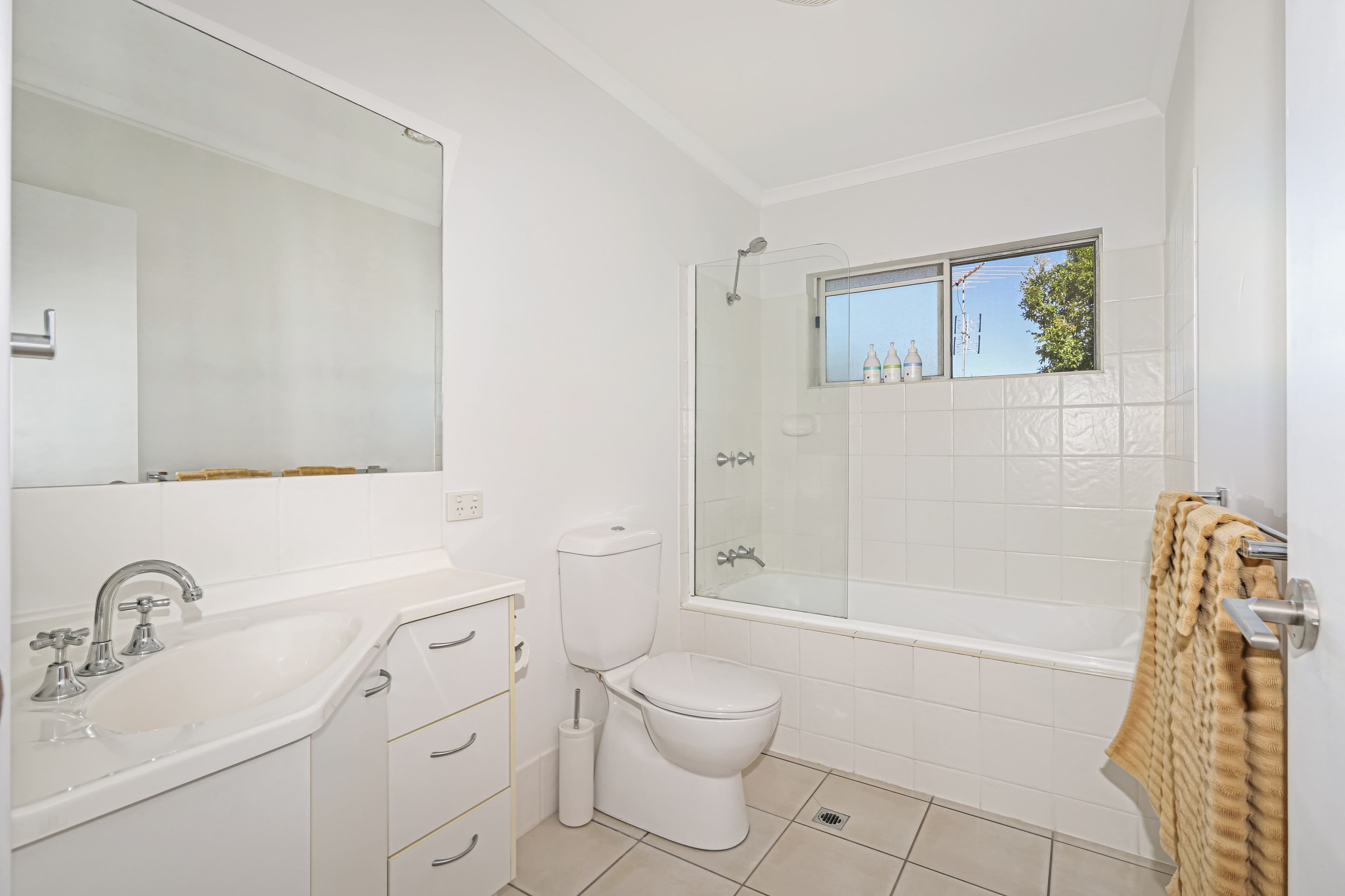 34 Lawrence Street, Mooloolaba QLD 4557, Mooloolaba - Thumbnail 7