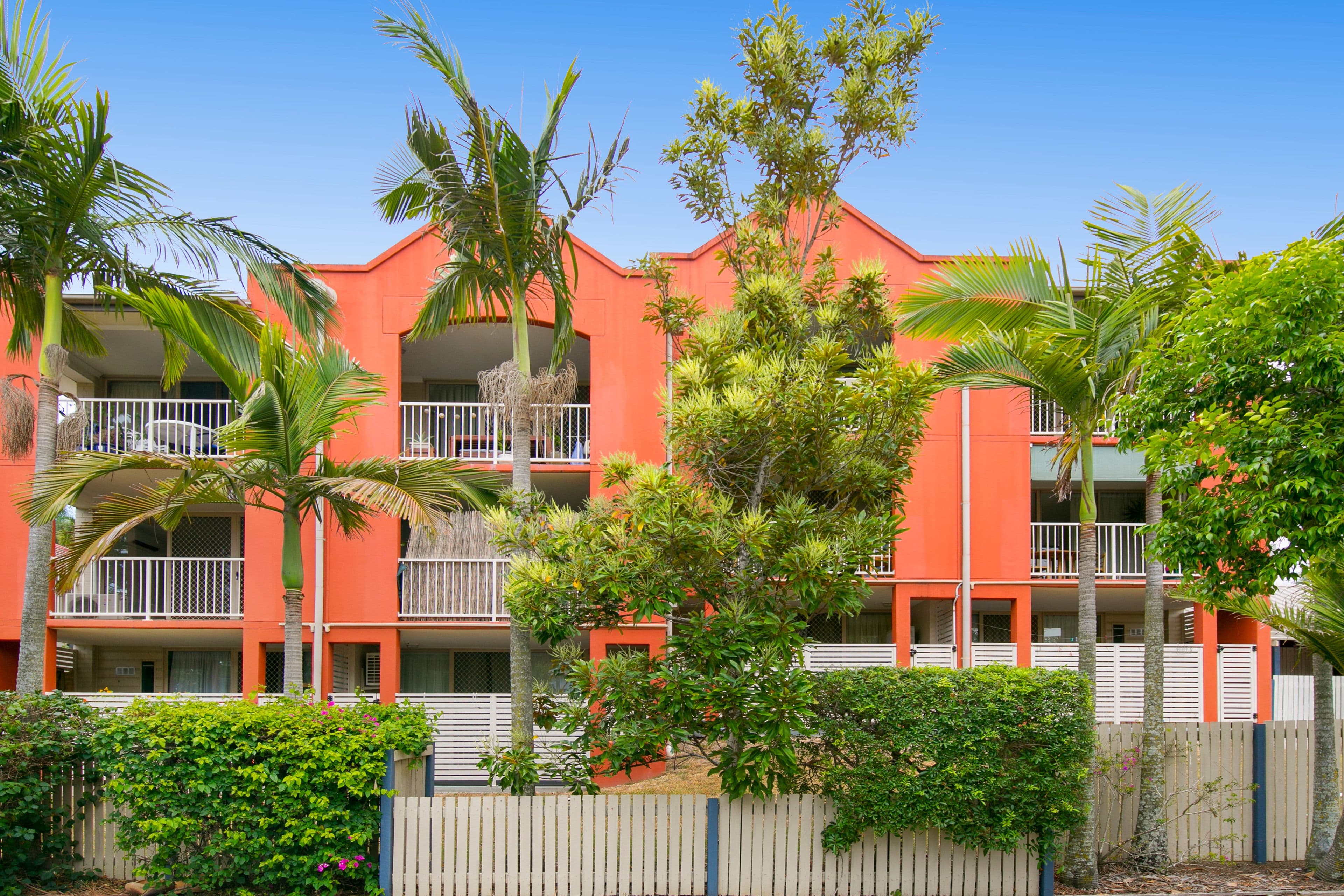 10 Morris Street, Highgate Hill QLD 4101, Highgate Hill - Thumbnail 2