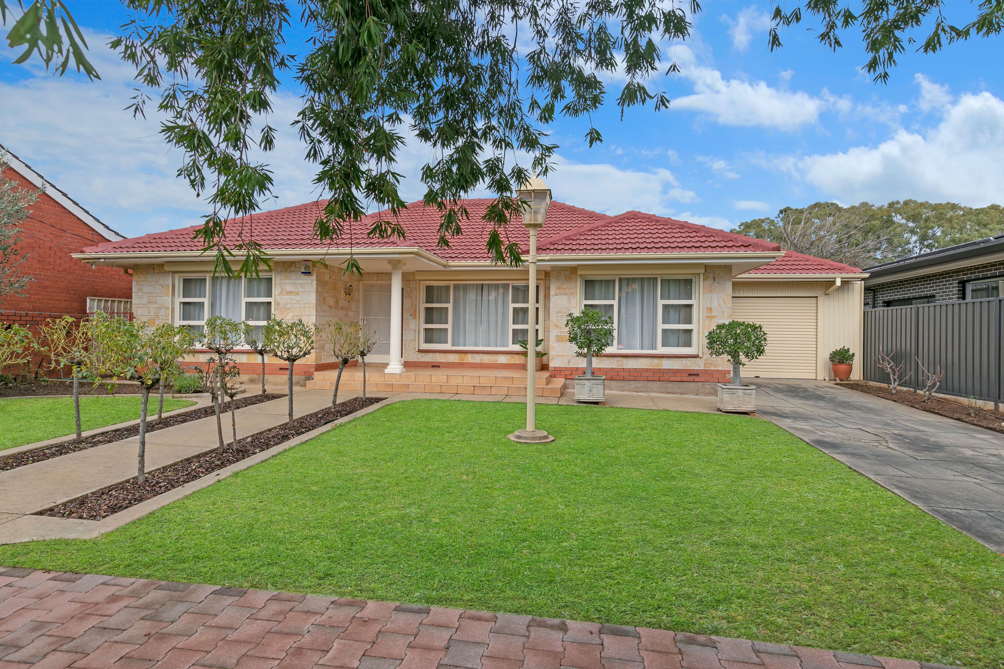 17 Roland Road, Rostrevor SA 5073, Rostrevor - Image 1