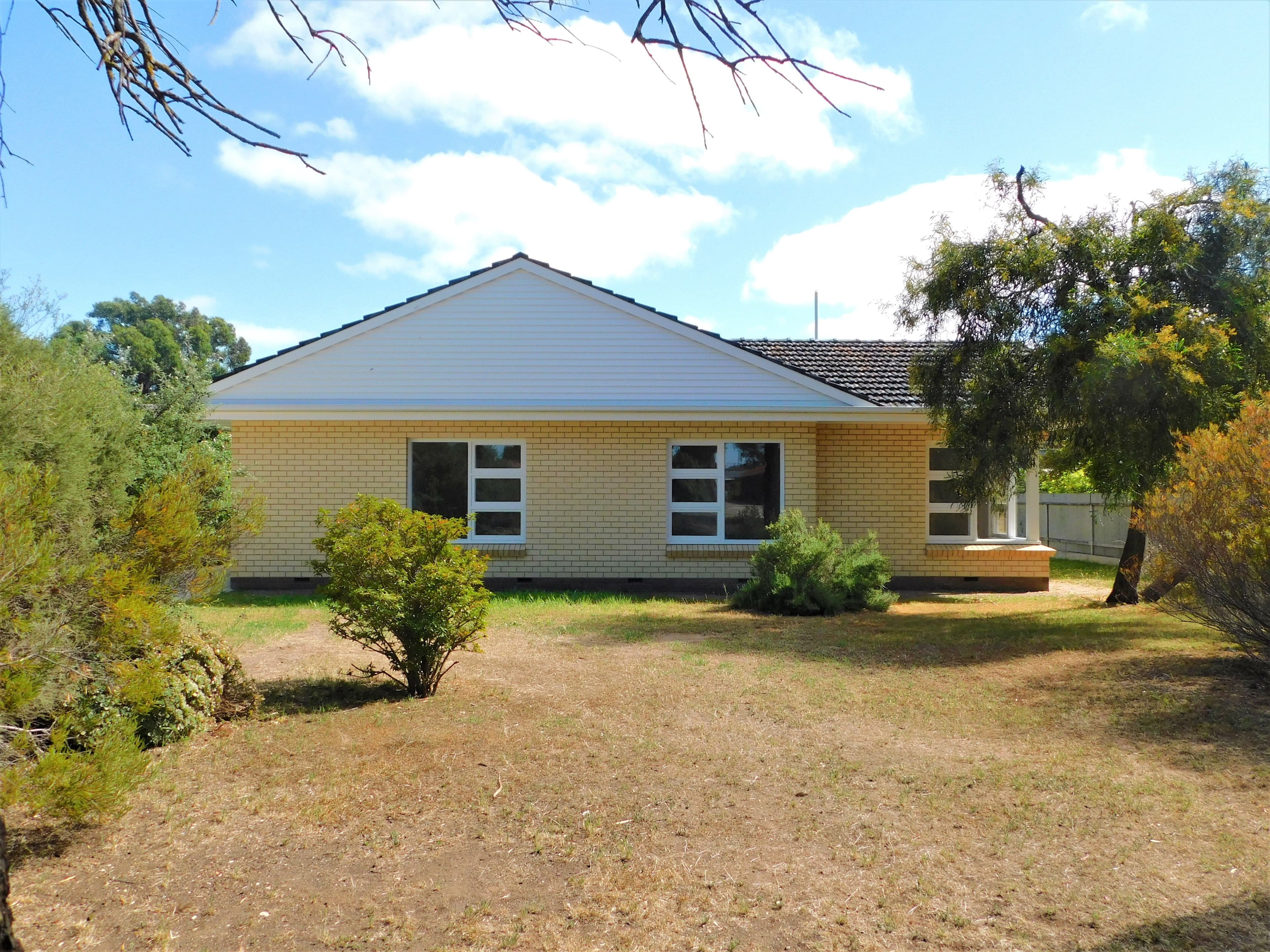 15 Cannawigara Road, Bordertown SA 5268, Bordertown - Image 1