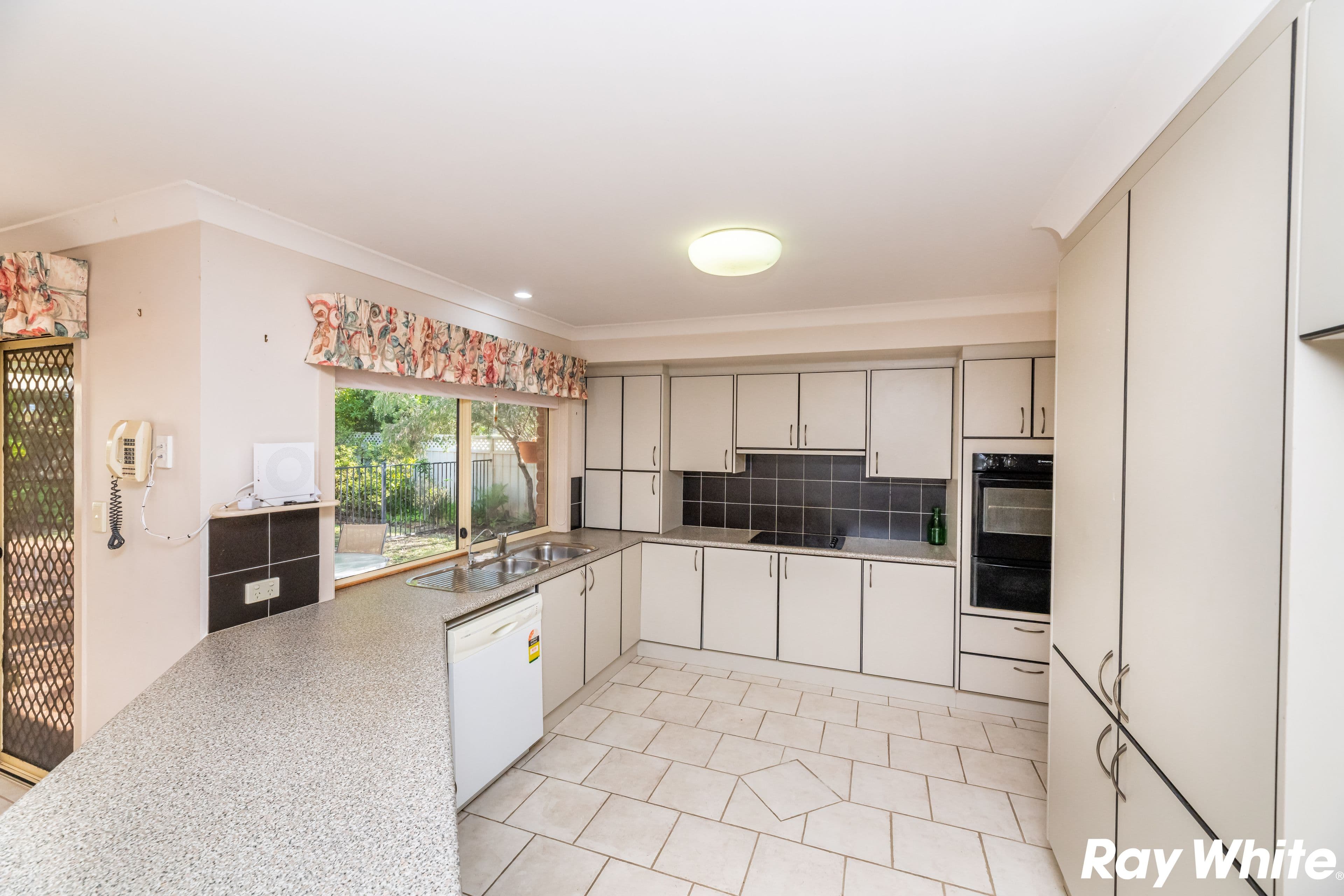 37 Grandis Drive, Tuncurry NSW 2428, Tuncurry - Thumbnail 4