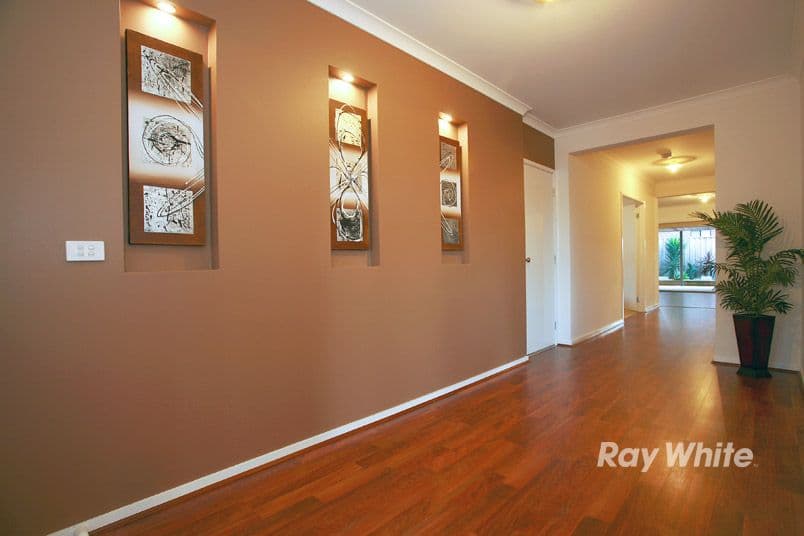 11 Aquanita Close, LYNDHURST VIC 3975, Lyndhurst - Thumbnail 2