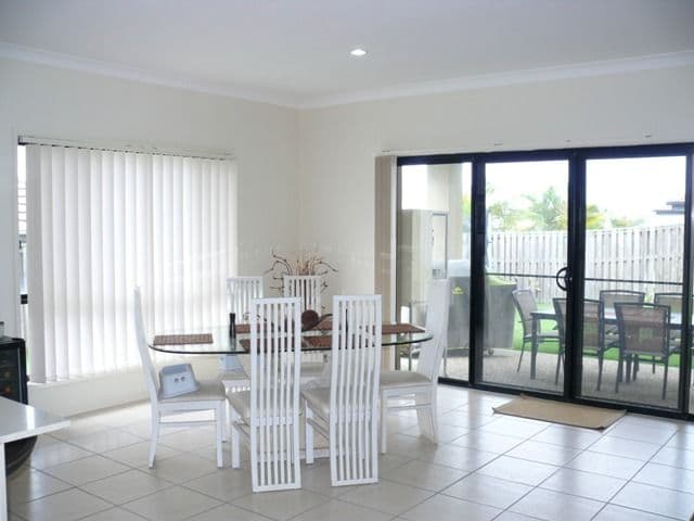 5 Amaranth Crescent, UPPER COOMERA QLD 4209, Upper Coomera - Thumbnail 3