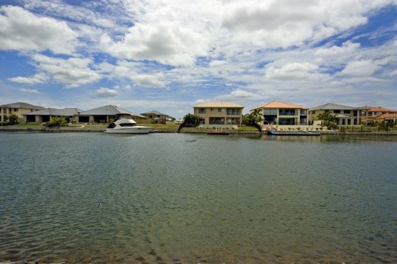 7 Pipers Point, HELENSVALE QLD 4212, Helensvale - Thumbnail 4
