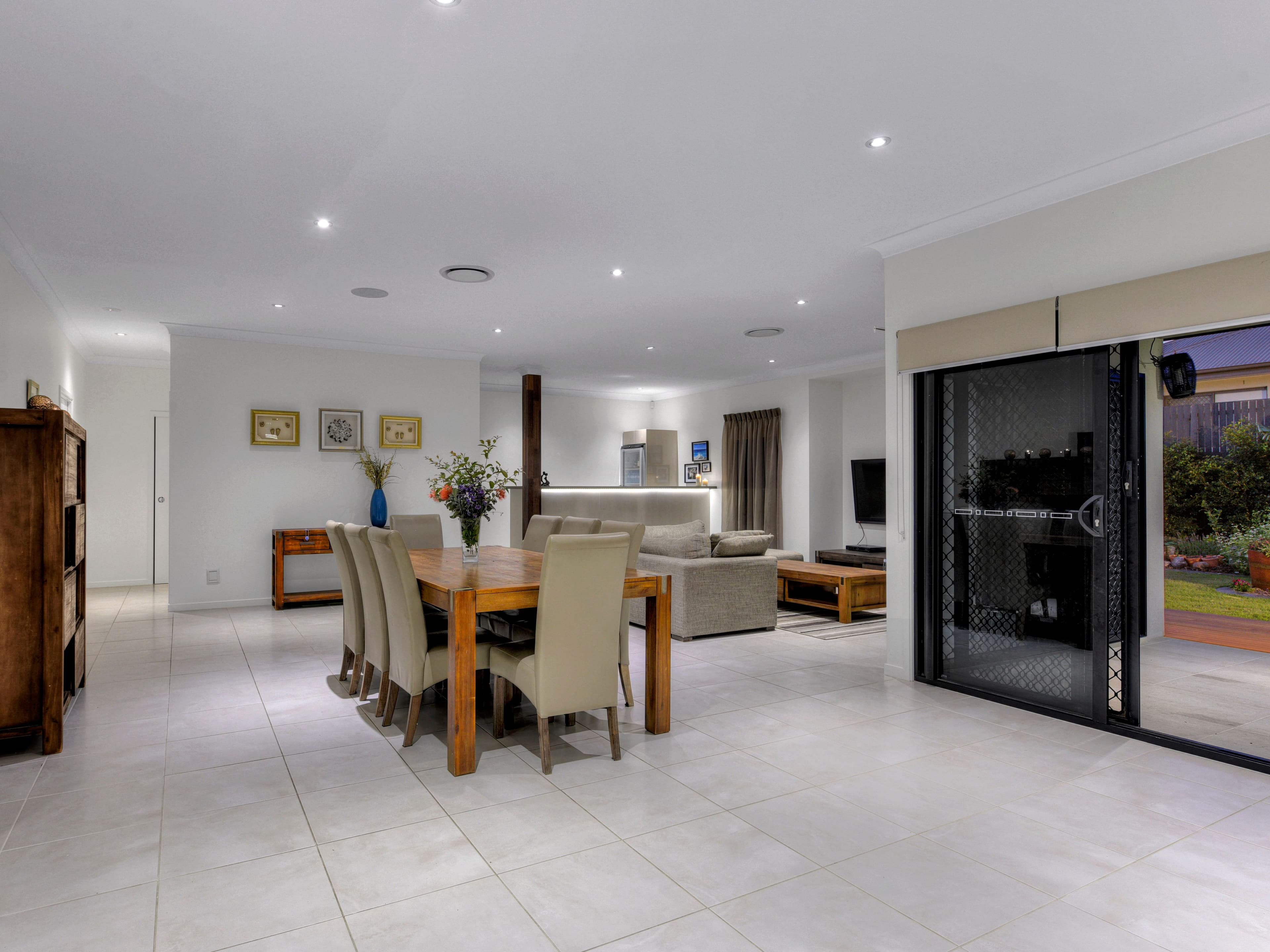 11 Cassia Street, Bridgeman Downs QLD 4035, Bridgeman Downs - Thumbnail 4