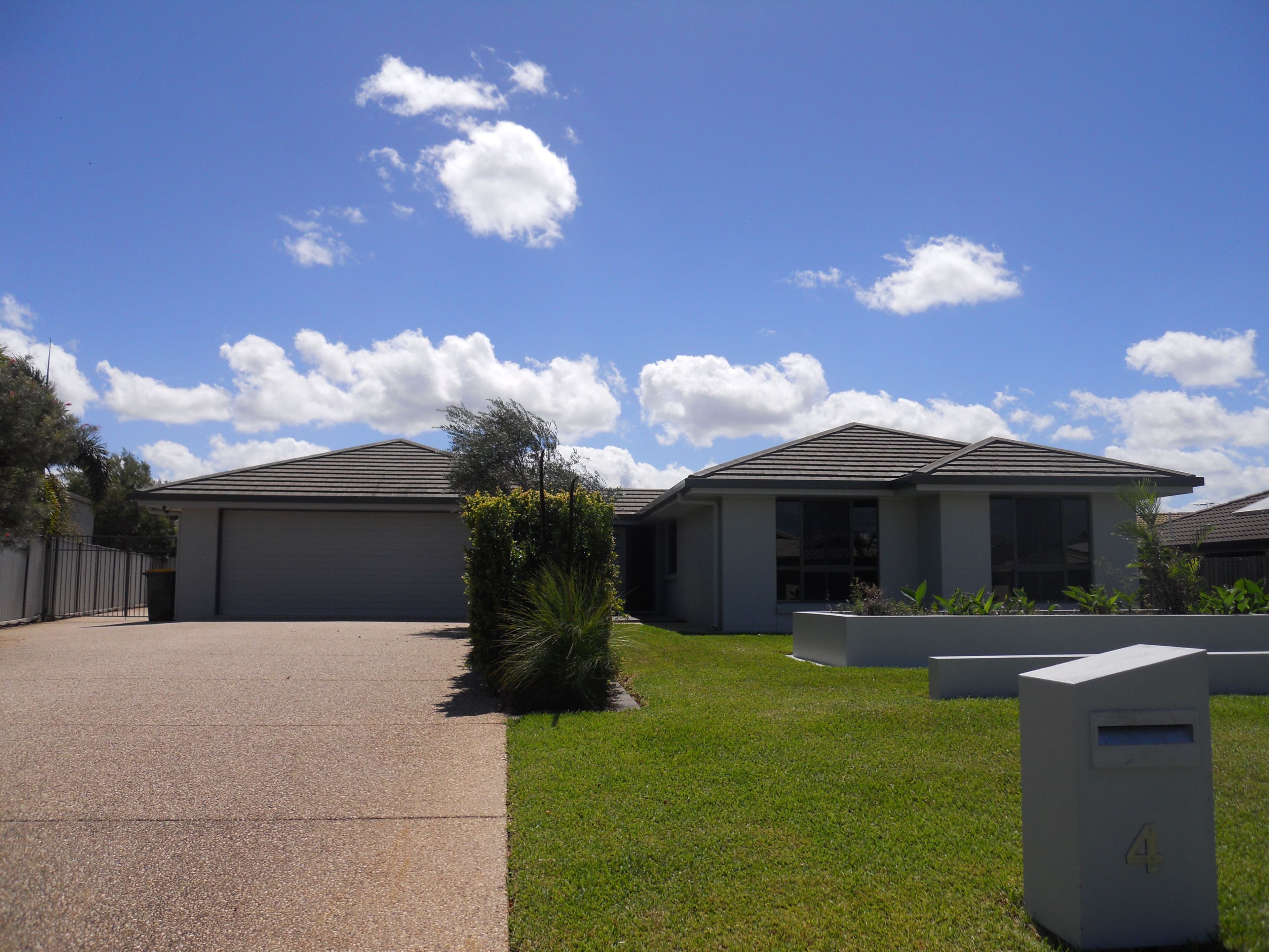 4 Bates Court, Gracemere QLD 4702, Gracemere - Image 1