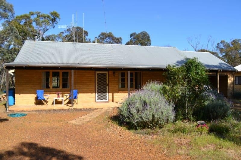 21 Hassell Avenue, Kendenup WA 6323, Kendenup - Image 1