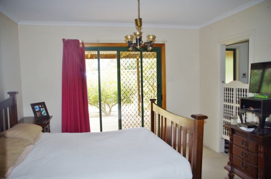 76 Kulkyne Street, Renmark SA 5341, Renmark West - Thumbnail 8