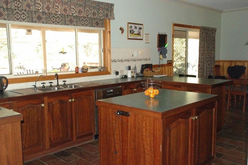 172 Pianta Road, Echuca VIC 3564, Echuca - Thumbnail 5