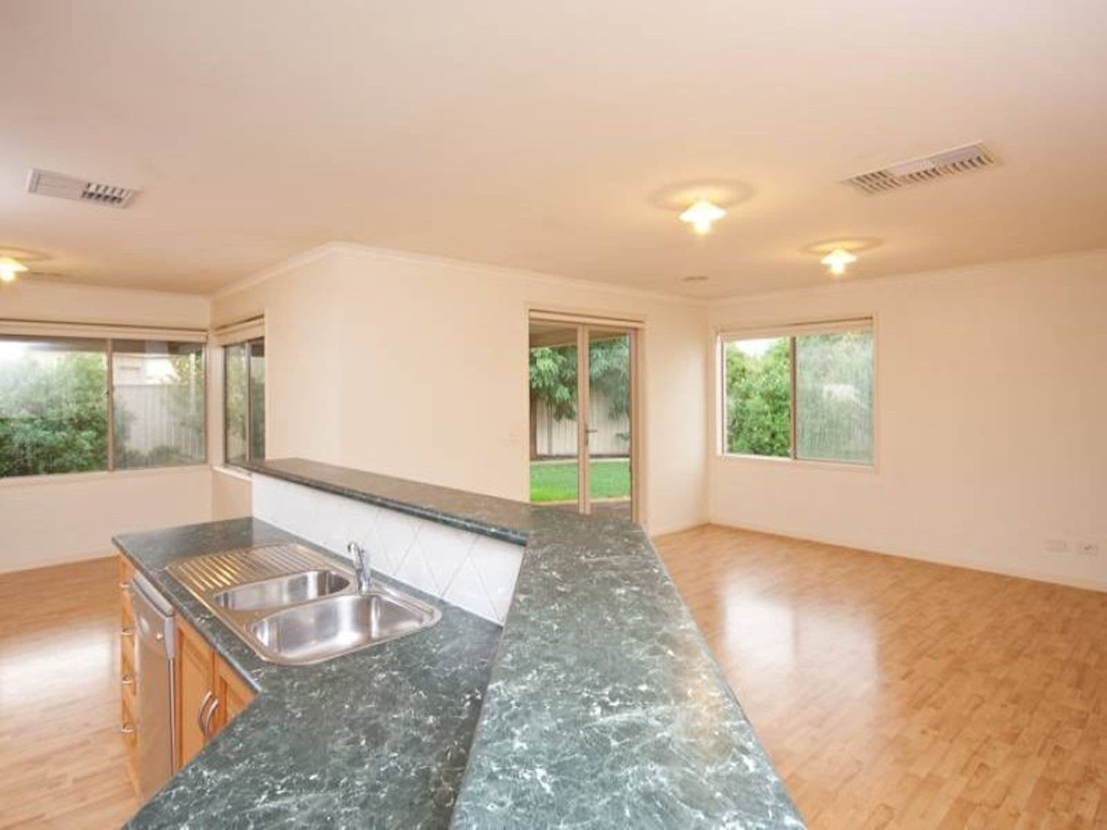 5 Parliament Court, Mildura - Thumbnail 6