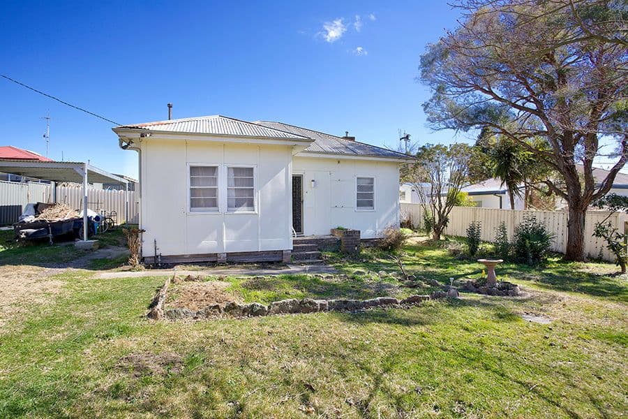 17 Lemnos Street, Lithgow NSW 2790, Lithgow - Image 1
