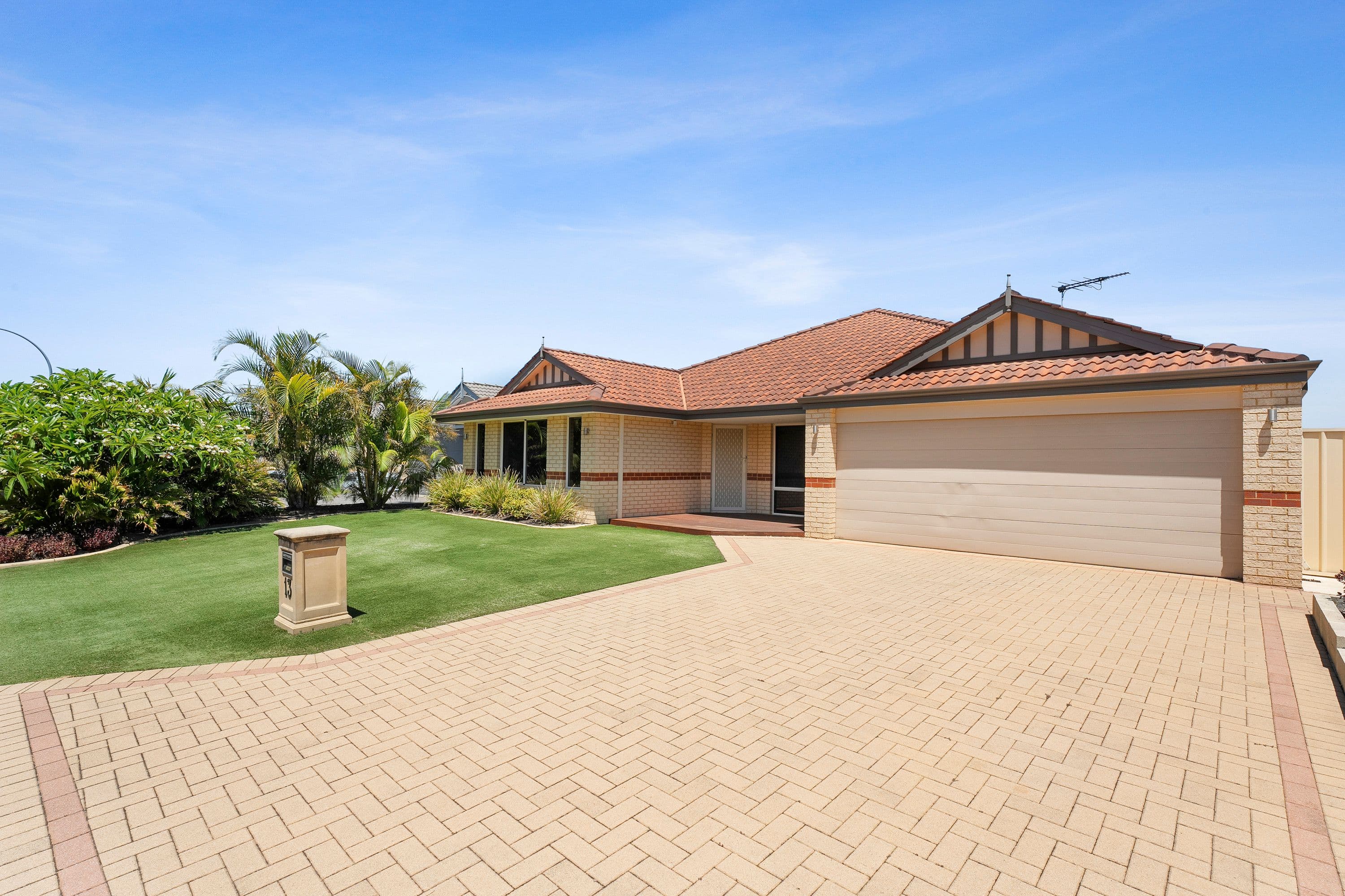 13 Rewell Terrace, Baldivis WA 6171, Baldivis - Thumbnail 2